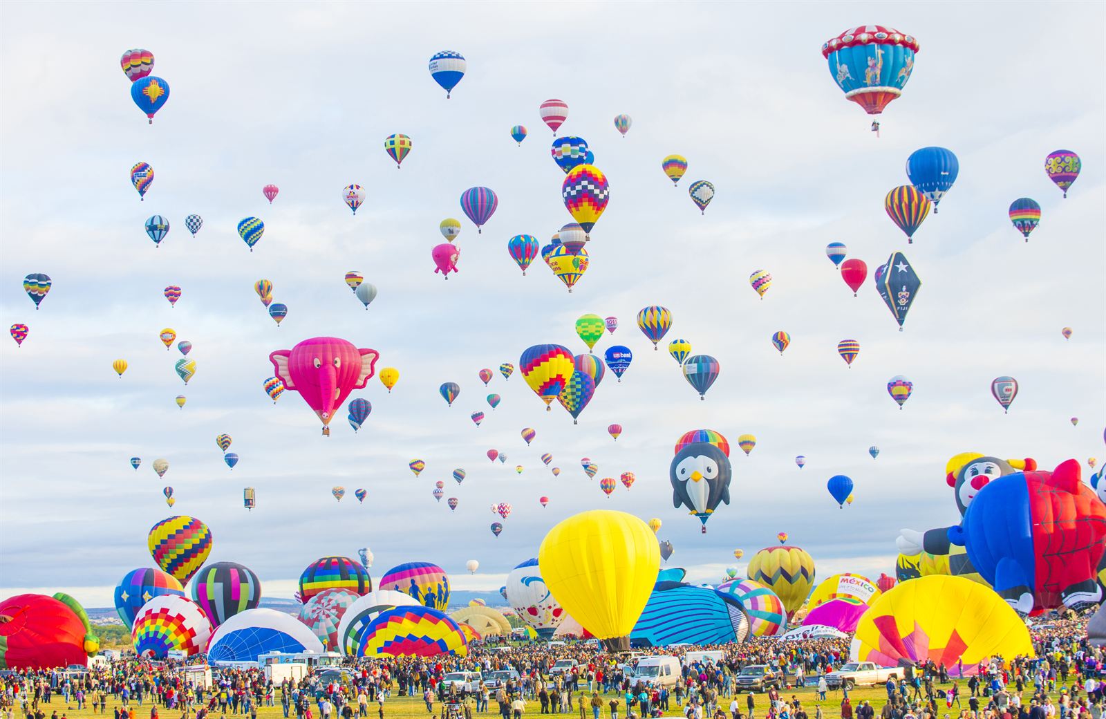 Hundreds of hot air balloons launching at the Albuquerque International Balloon Fiesta