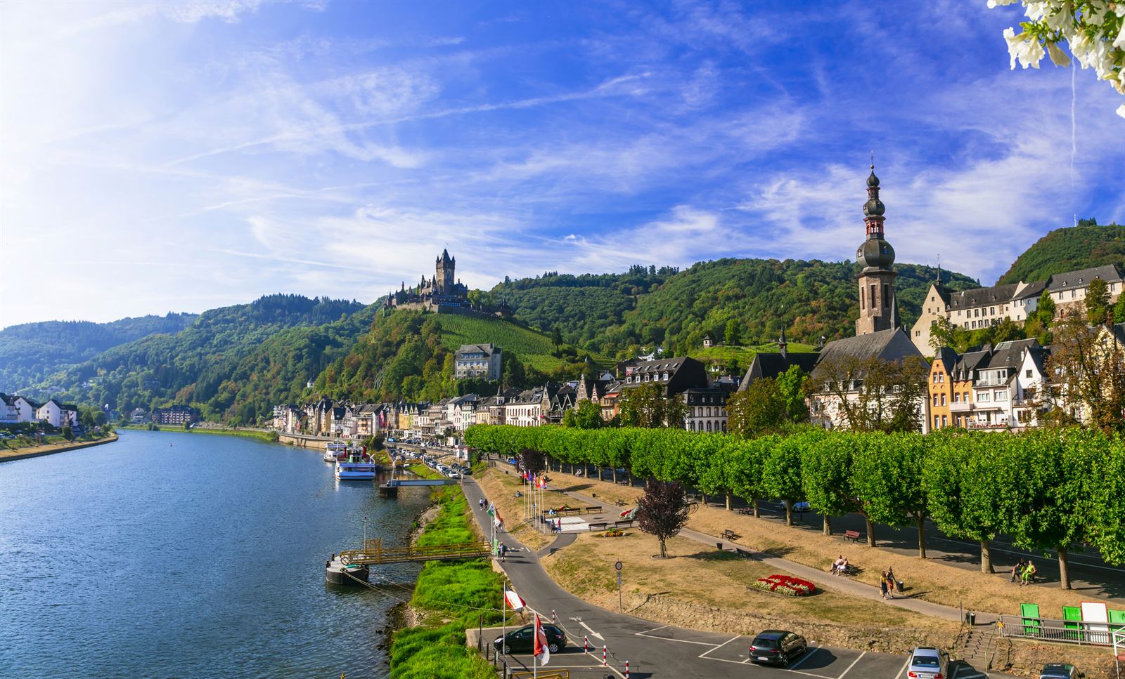 Cochem's riverside old town, church spire and Reichsburg castle above the Moselle
