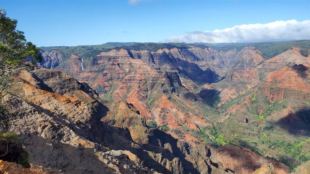 Red-rock ridges of Waimea Canyon