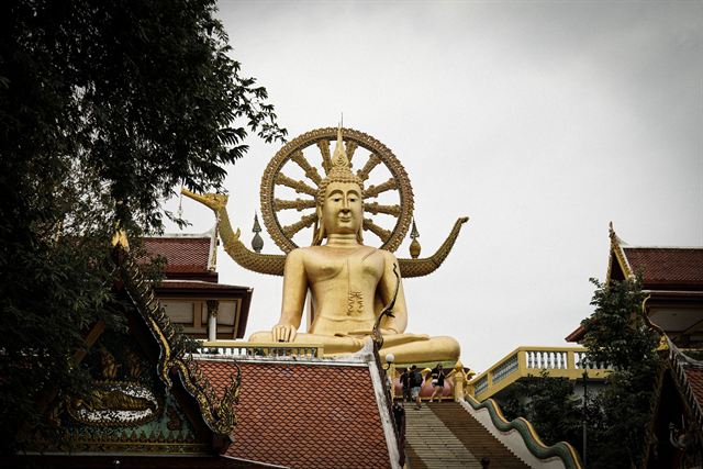 Big Buddha golden statue at Wat Phra Yai temple on Koh Samui, Thailand