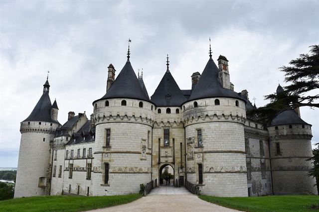 Chateau de Chaumont-sur-Loire entrance with round towers and slate conical roofs
