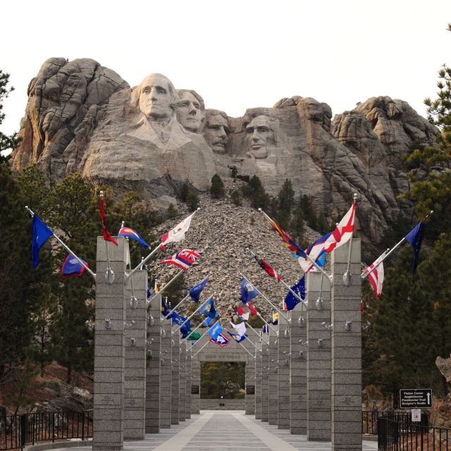 Avenue of Flags leading to the Mount Rushmore carving in the Black Hills