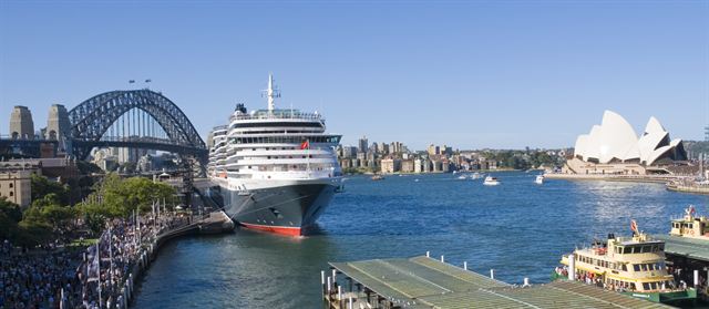 Queen Victoria cruise ship at Circular Quay with the Harbour Bridge and Opera House, Sydney